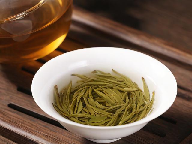 全面了解杭州名茶的种类、特色及冲泡技巧,品味历史与文化的韵味