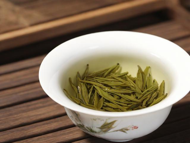 宏盛茗茶加盟指南:品牌历史、产品优势与市场前景全面解析