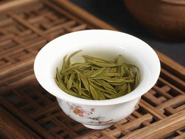 中国名茶叶排行榜前10名:历史、口感与品鉴艺术