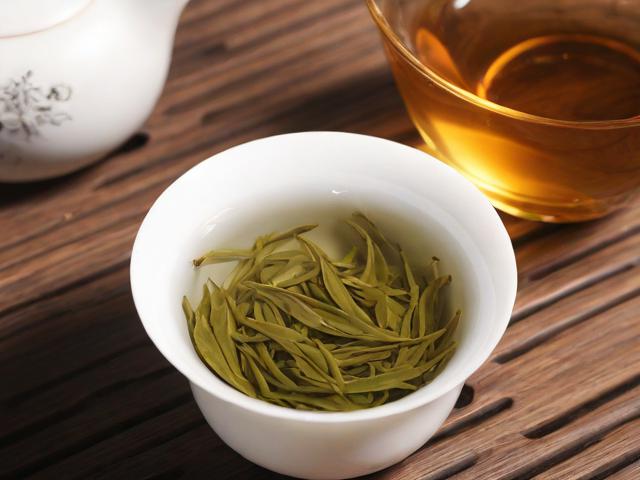 品牌茗茶选购指南:了解分类、趋势与品鉴技巧,找到最适合你的那一款