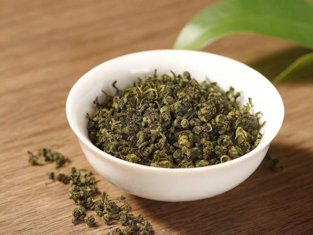 长霉的茶还能喝吗?全面解析茶叶发霉原因及处理方法