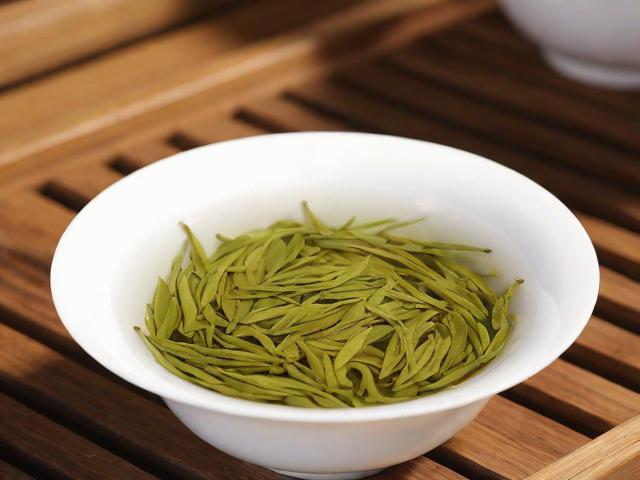 安徽名茶有哪些品种？全面了解黄山毛峰、六安瓜片等十大名茶的分类与特点