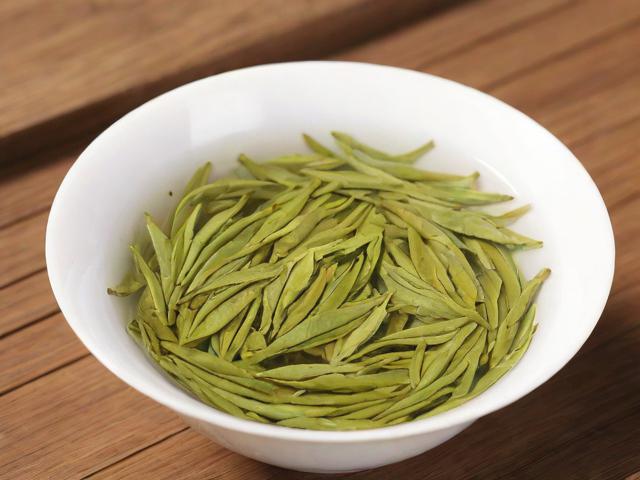 碧螺春茶叶有毛毛吗?揭秘优质碧螺春的白毫特征与健康价值
