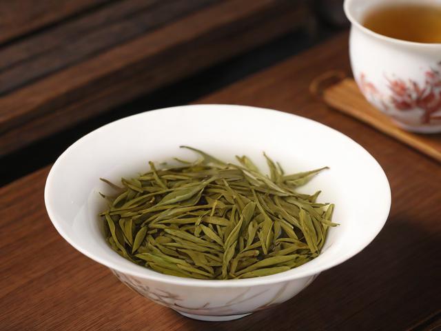 福安什么茶叶出名:探索福安大白茶与福鼎工夫红茶的独特魅力