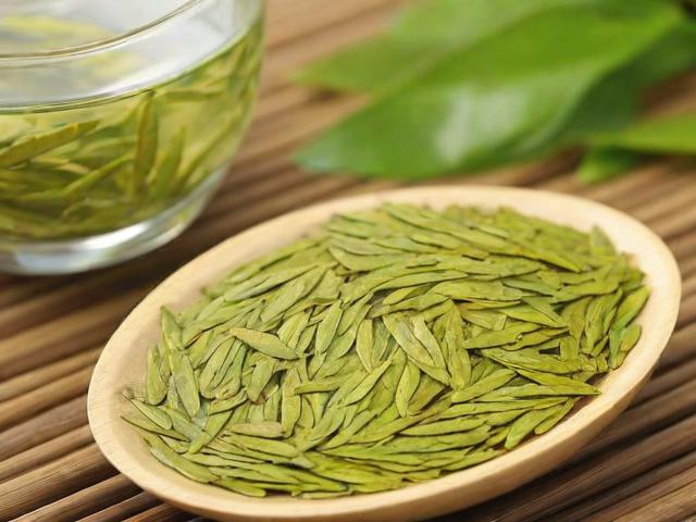绿茶都包括哪些茶类：龙井、碧螺春、黄山毛峰等全面解析