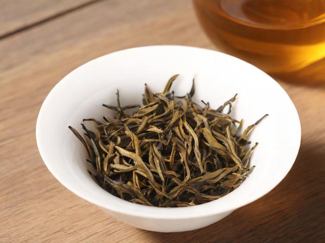 甜的茶叶有哪些？带你了解金骏眉、白毫银针等甜味茶叶种类与功效