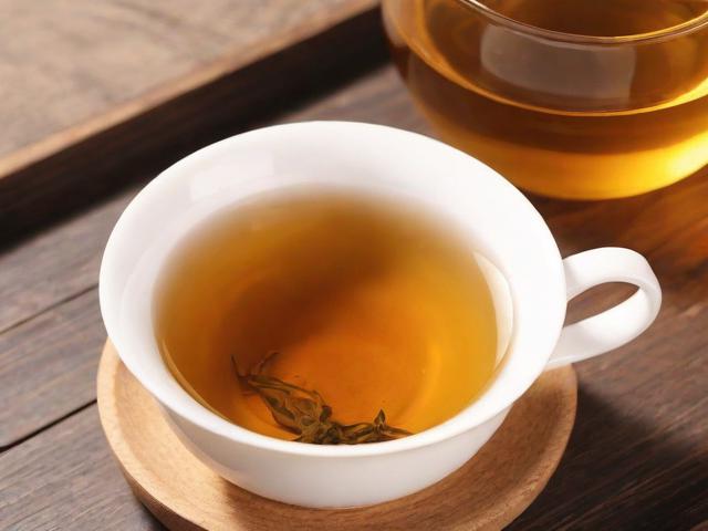 学生提神必备:各类茶叶功效与最佳饮用指南