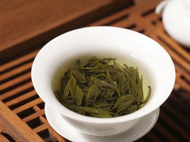 福建哪些茶出名：武夷岩茶、铁观音、福鼎白茶等名茶详细介绍