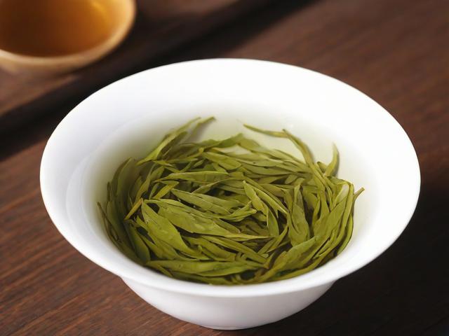 茶都有什么茶叶:全面了解绿茶、红茶、乌龙茶等名茶分类与特点
