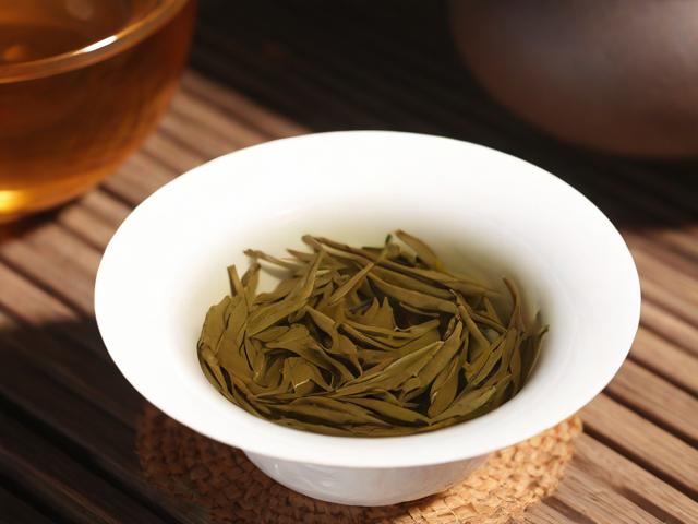 福建凤凰山产什么茶？深入了解凤凰山茶叶品种与独特魅力