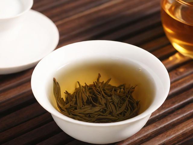 掌握各种茶叶的泡茶温度技巧,轻松泡出好喝的茶