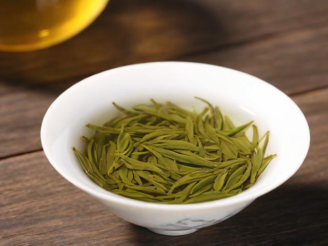 庐山产什么茶叶 庐山云雾茶、红茶和绿茶的特点与文化价值