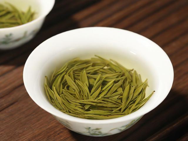 庐山产什么茶叶 庐山云雾茶、红茶和绿茶的特点与文化价值