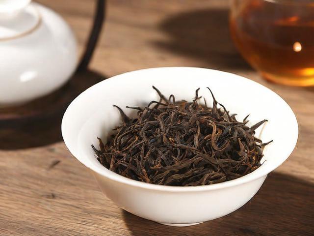 海南有机红茶的独特魅力与健康价值，助你轻松选择和保存