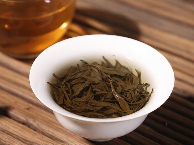 班章茶叶的功效与冲泡技巧，如何鉴别真假班章茶