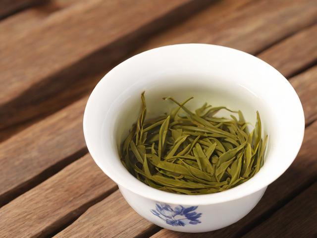 龙豪茶叶的营养成分与健康益处，如何挑选优质好茶？