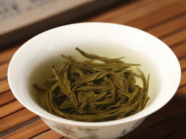 龙豪茶叶的营养成分与健康益处，如何挑选优质好茶？