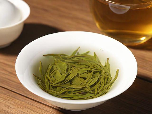 潮汕四大茶叶:凤凰单丛、大乌叶、水仙茶和铁观音的品鉴与选择