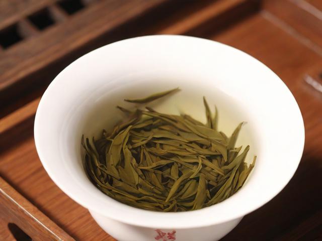 2000一斤的茶叶什么档次:全面解析高档茶叶的价值与选购技巧
