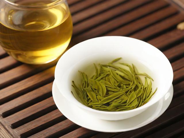 全面了解茶叶绿茶与红茶的文化、功效及冲泡技巧