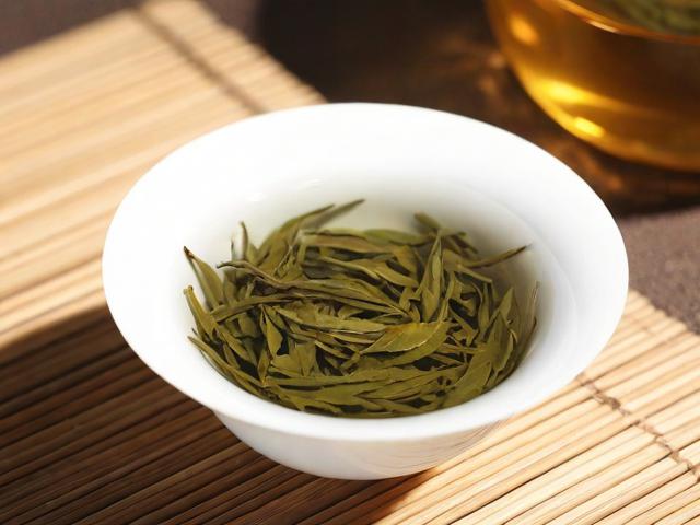 海南都产什么茶叶？全面解析海南红茶、绿茶及白茶的独特魅力