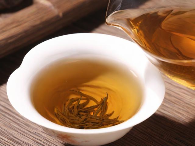 三杯香茶叶的功效与冲泡技巧，让你轻松享受健康茶饮生活