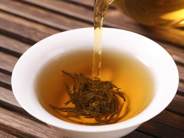 各种茶叶的功效与冲泡方法大全,助你轻松选择适合自己的茶饮