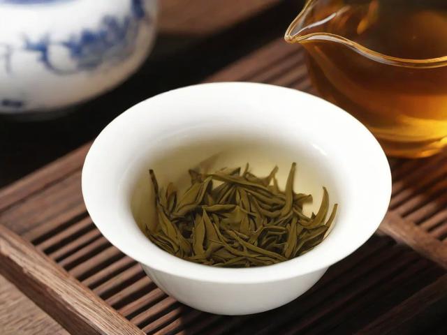 揭秘各种茶叶产地及名茶背后的故事，探寻中国茶文化的独特魅力