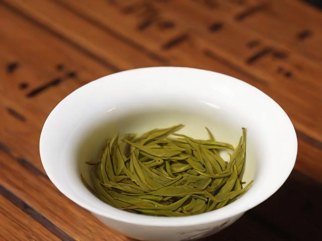 东方茗茶的健康益处与文化魅力:从营养成分到品鉴技巧全面解析