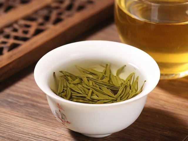 家茗茶的功效与选购技巧，助你挑选最适合的健康饮品