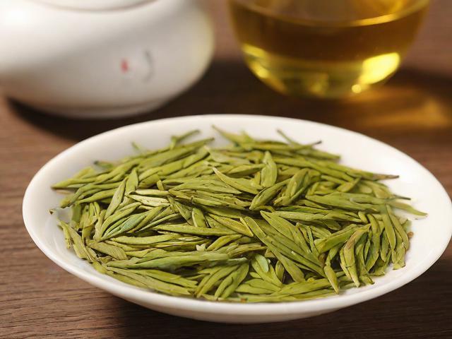 江苏什么茶叶比较出名:碧螺春与雨花茶的传奇与品鉴