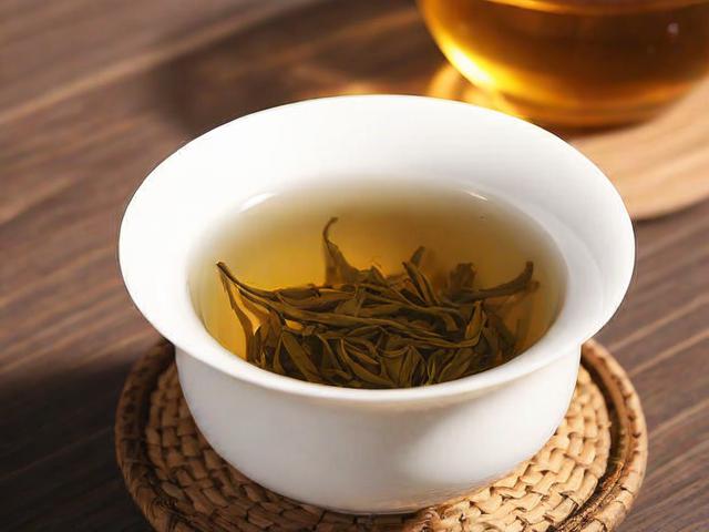 全面了解茶的种类及其健康益处，找到属于你的那一杯好茶