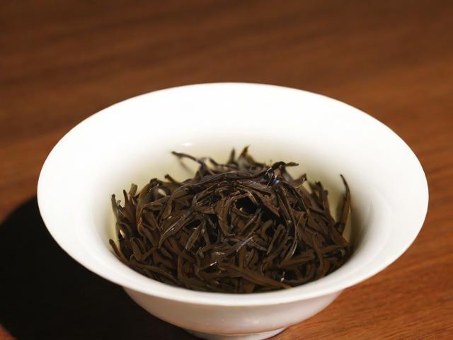 湖南什么茶叶比较出名:安化黑茶与君山银针的全面解析