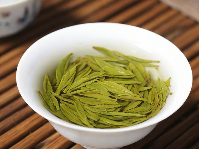甘肃有名的茶叶有哪些：陇南文县绿茶与康县龙井的特色解析