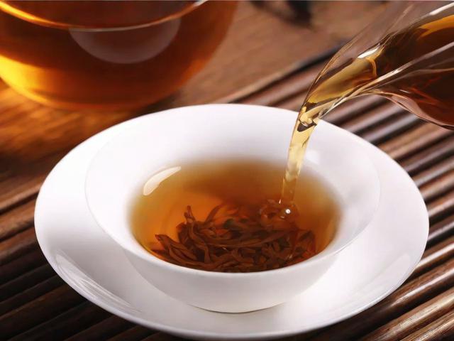 俄罗斯十大茶叶品牌及饮茶文化全面解析