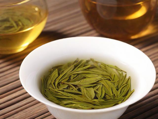 茶叶储存技巧大全:如何正确保存绿茶、乌龙茶和普洱茶