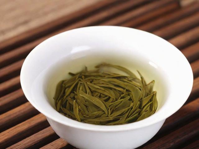 吃茶叶的好处与坏处全解析,科学享用健康茶食