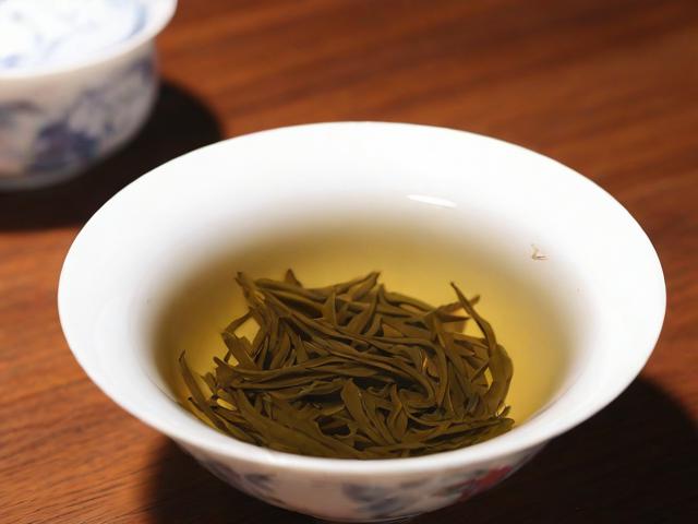 送礼茶叶怎么选?不同场合与身份的档次指南及包装建议