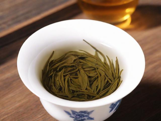 茶叶百科：全面了解茶叶的历史、分类、制作工艺与健康益处