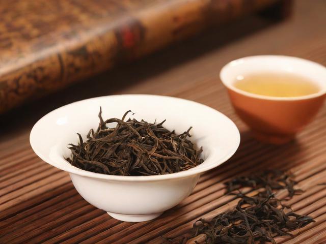 开个茶叶店投资的多少钱?全面解析茶叶店加盟与自营成本