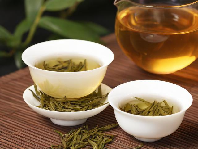 全面了解茶叶品种:分类、特点及健康功效