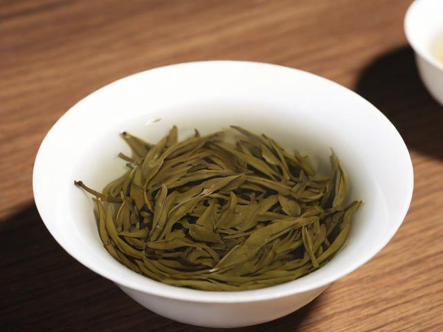 茶叶的品种和名称大全:全面解析各类茶叶的特点与功效