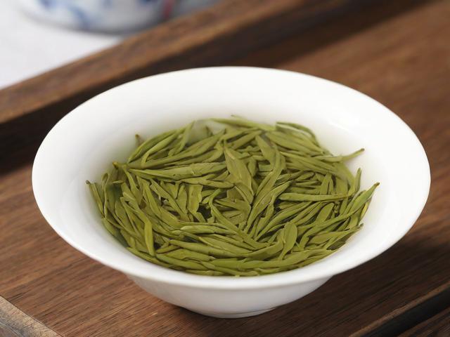 狗牯脑茶叶多少钱一斤?2023年最新价格与选购全攻略