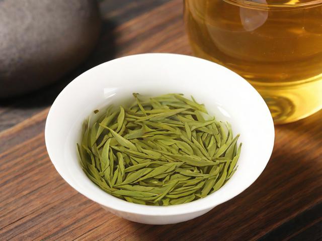 狗牯脑茶叶多少钱一斤?2023年最新价格与选购全攻略