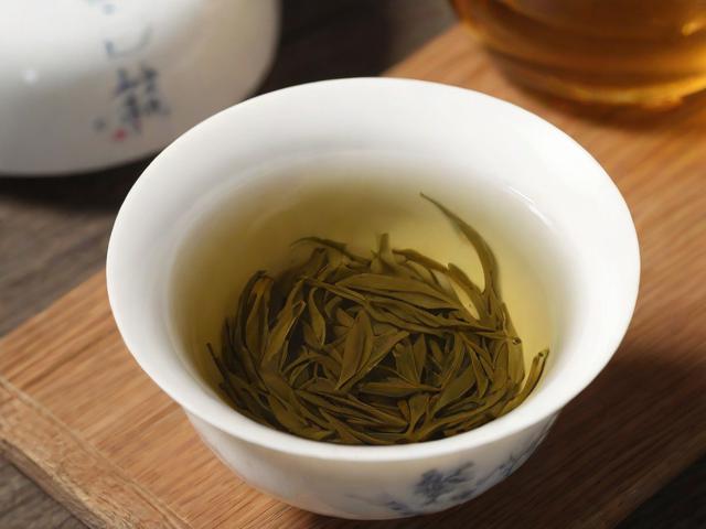 茶叶过期了还能喝吗？判断标准与安全再利用全攻略