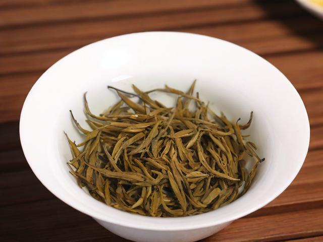 金骏眉茶叶图片怎么看?教你辨别真伪与品质的实用技巧