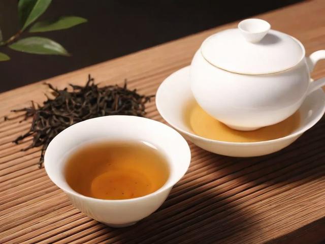 中国茶叶分类详解：六大茶类与再加工茶的全面解析