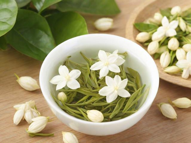 茉莉花茶叶的功效与冲泡技巧：从选购到保存的全面指南