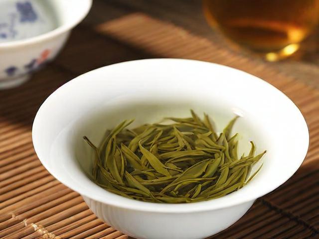 茶叶批发一手货源揭秘:如何找到源头供应商提升利润