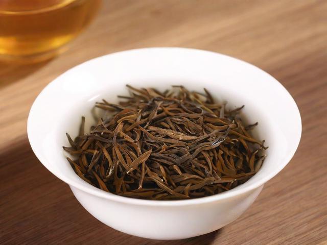 金针茶叶是什么茶?揭秘这种金黄如针的红茶魅力与健康益处